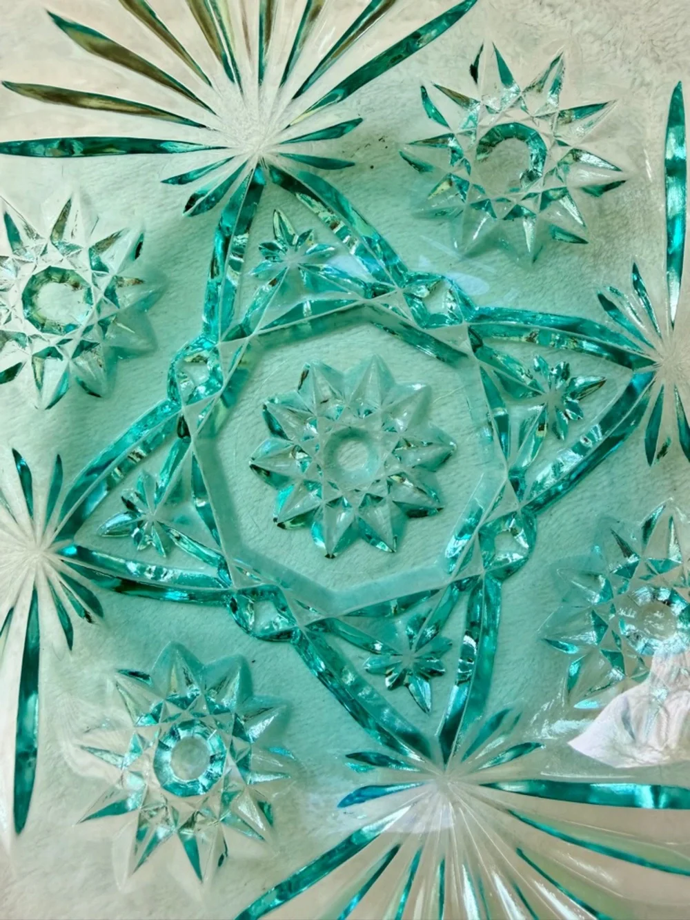 Anchor Hocking Vintage Early American Prescut Aquamarine Blue Glass Bowl Star